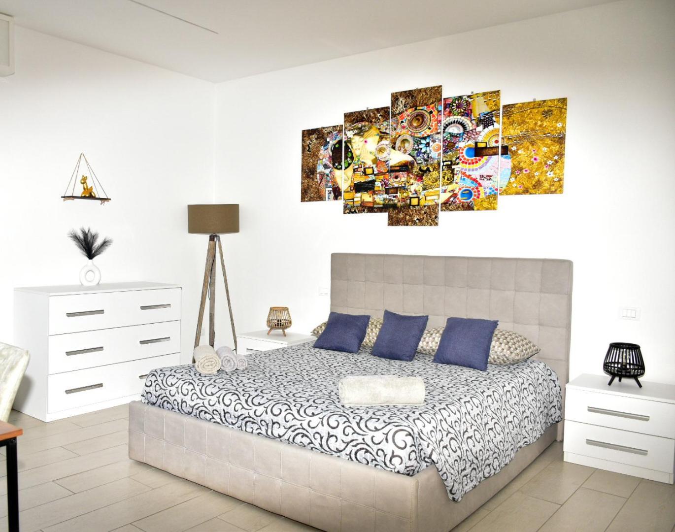 Obsidian -Centro- Wifi + Free Parking Apartment ราเวนนา ภายนอก รูปภาพ